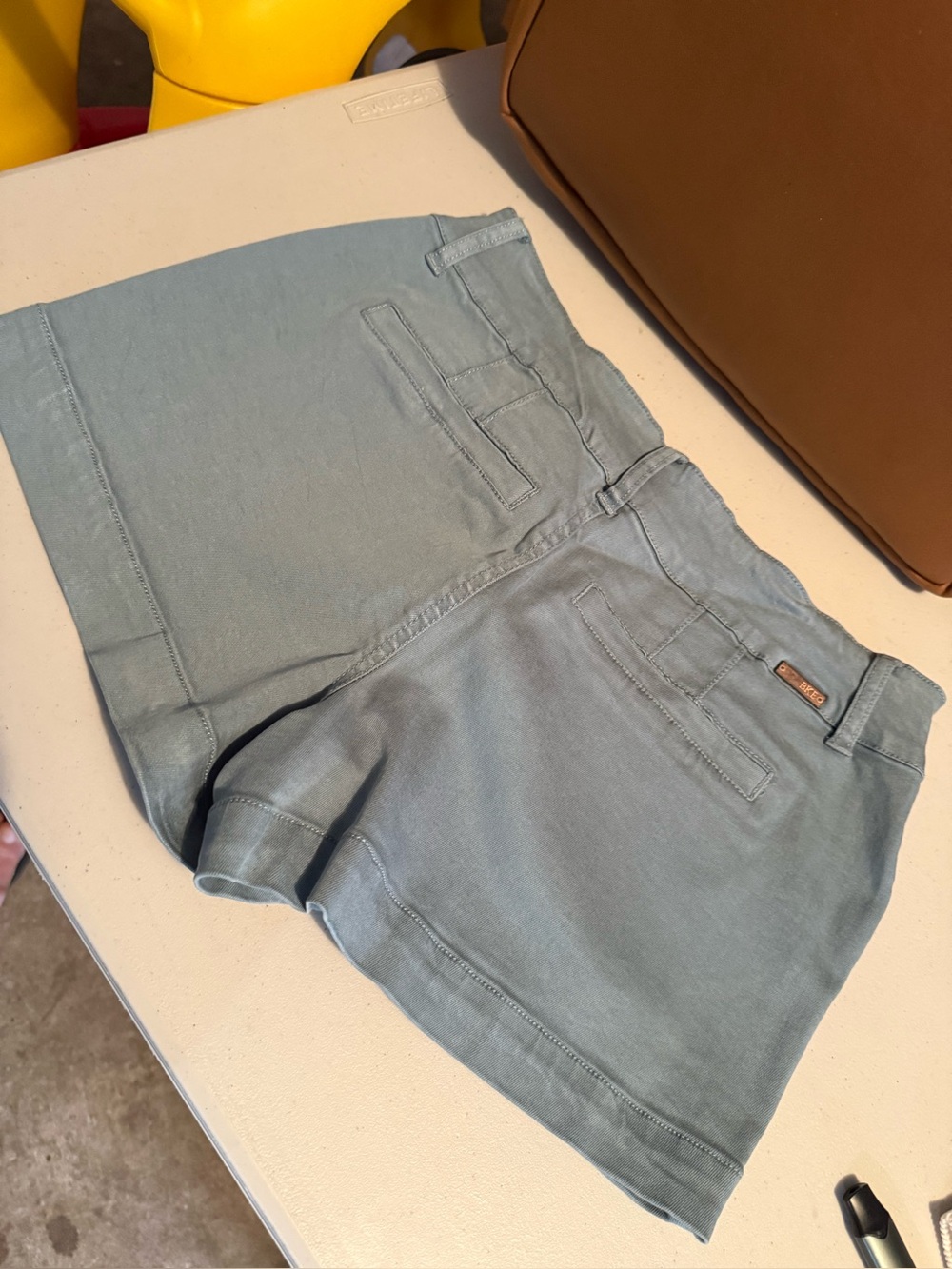 BKE Women’s Stretch shorts  Size 27 bluish color Slim  Buckle